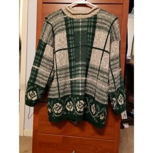 Green vintage-esque sweater